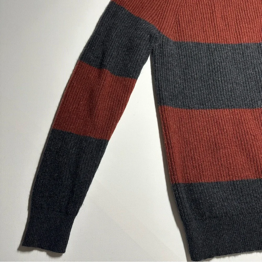 Banana Republic Wool Blend Crewneck Striped Sweater, Italian Yarn - Mens Medium